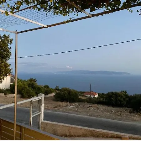 Holiday home Dina's House 2