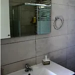 Dina's House 2 펜션